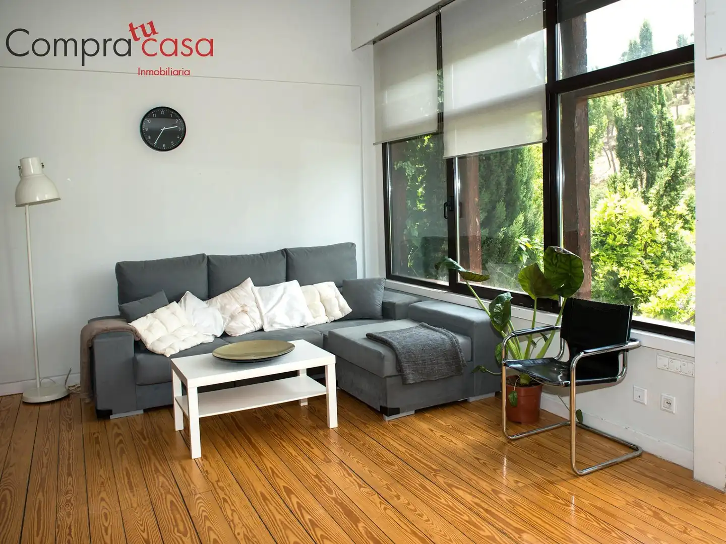 Living room of Houses for rent in Segovia  with Heating, Private garden and Storage room