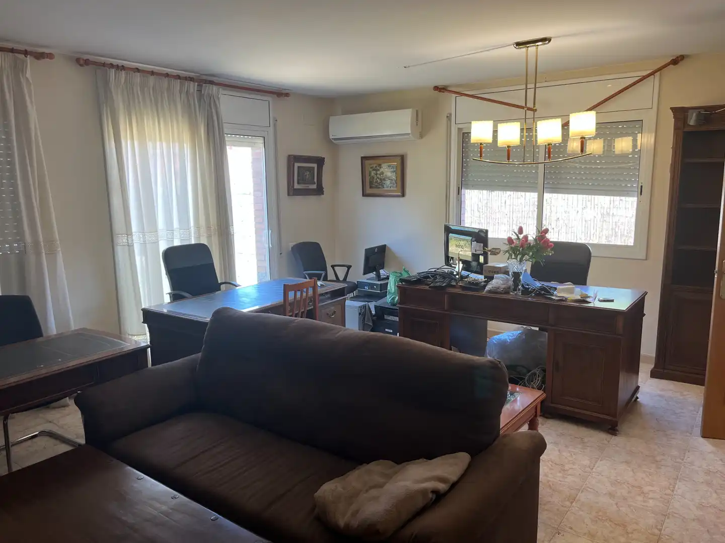 Casa aparellada amb jardí en venda a Carrer de la Garsa 4B, imagen 2