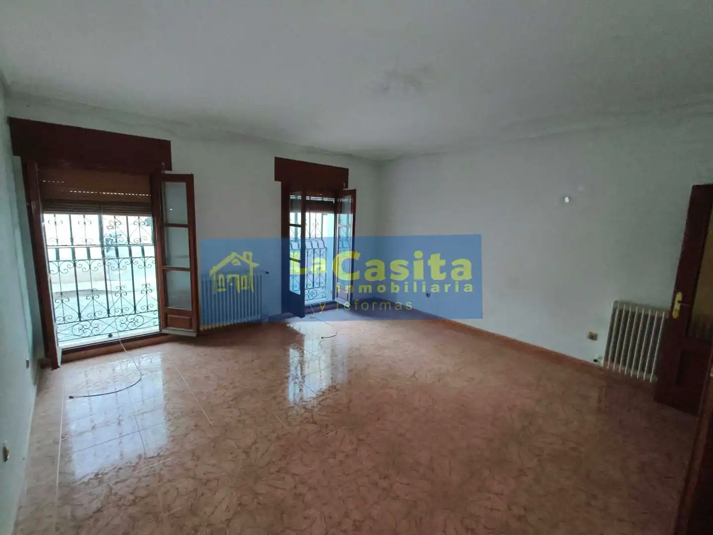 Appartamento con terrazza in vendita a Calle Obispo Quesada