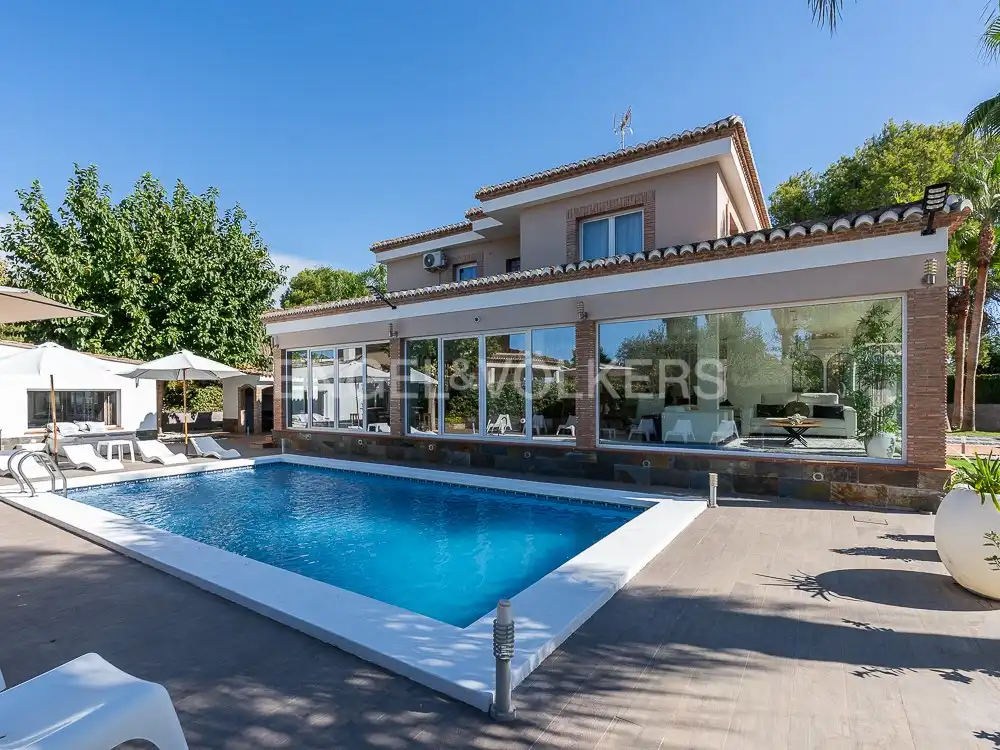 Exterior view of Houses for rent in Bétera  with Air Conditioner, Heating and Private garden
