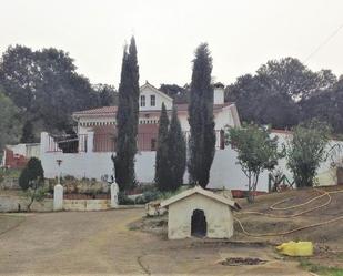 Vista exterior de Casa o xalet en venda en Plasencia amb Aire condicionat, Calefacció i Traster