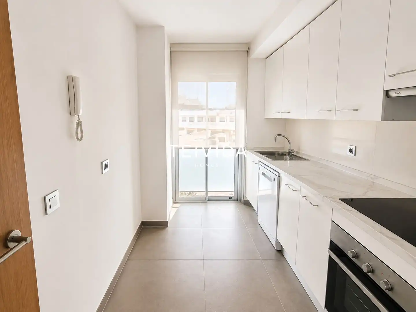 Cocina de Piso en venta en Granadilla de Abona con Terraza, Trastero y Piscina