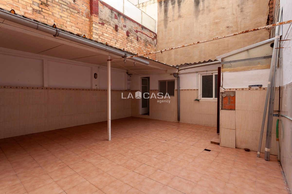 Planta baixa en venda en L'Hospitalet de Llobregat amb Terrassa