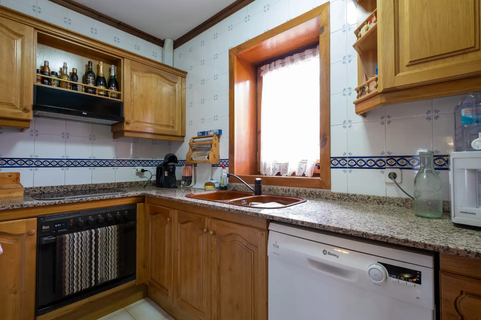 Adosado con terraza en venta en Plaça de l'Escola 22, imagen 9