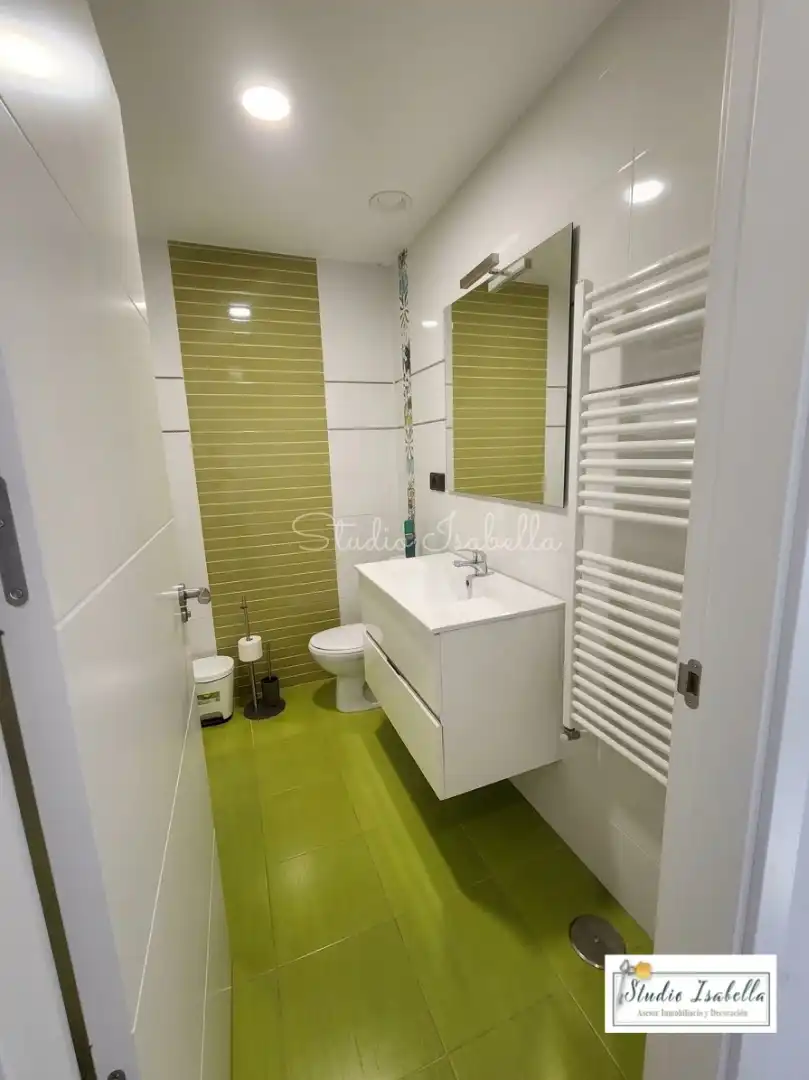 Flat with balcony to rent in Calle Río Arlés, imagen 27