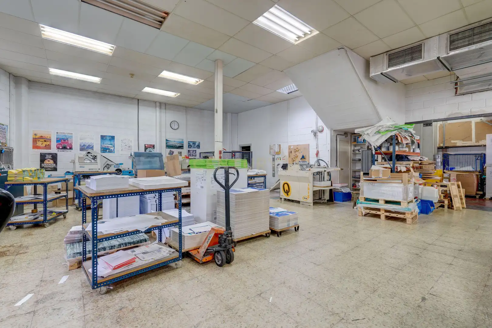 Fabrikhallen zum Verkauf in Donostia - San Sebastián 