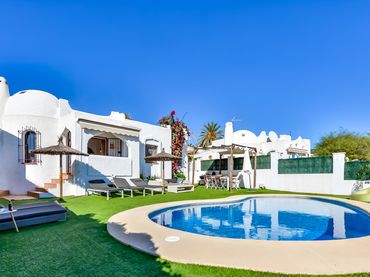 Villa avec piscine à vendre à Cometa