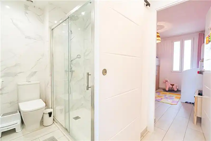 Bany de Apartament en venda en Calvià amb Aire condicionat i Terrassa