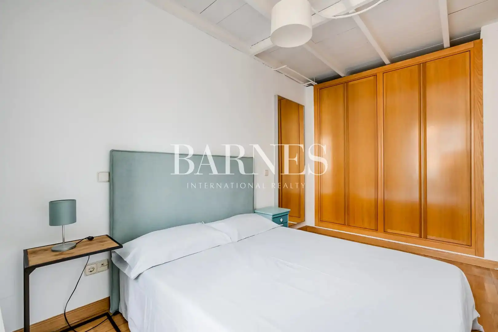 Bedroom of Flat for rent in Madrid  with Air Conditioner, Heating and Furnished