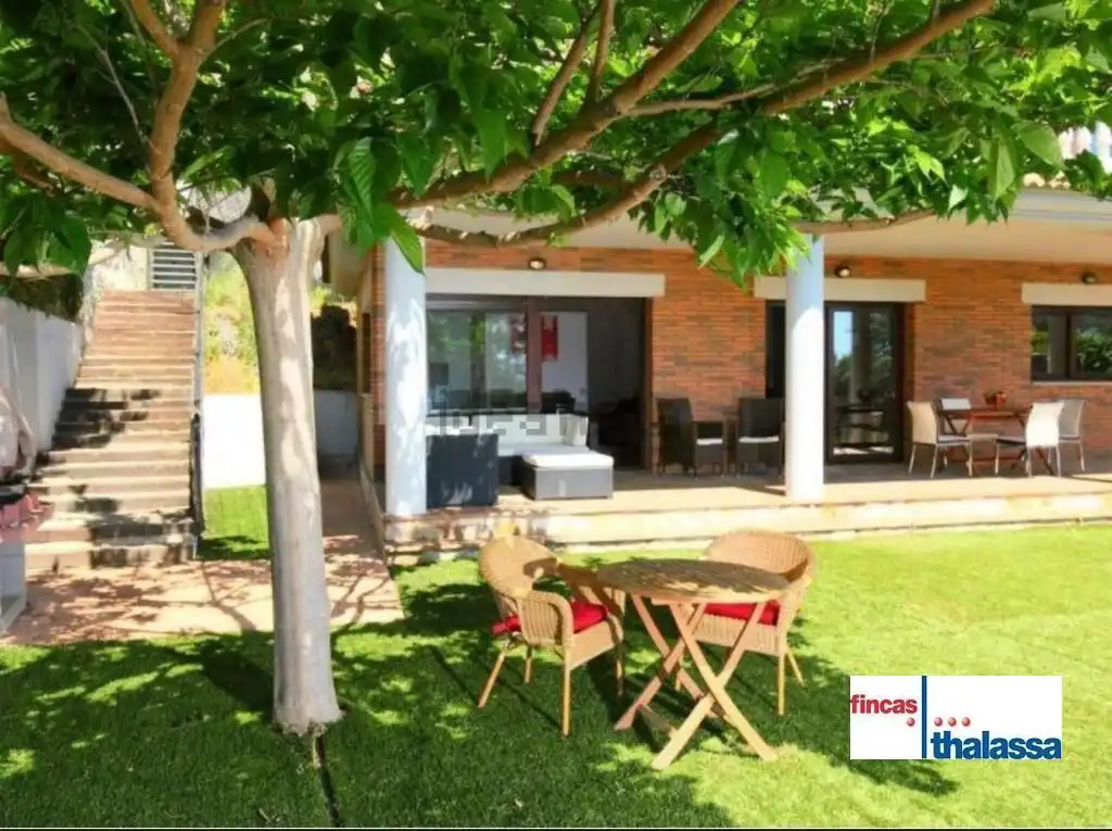 Casa amb piscina en venda a Serra Brava, imagen 3
