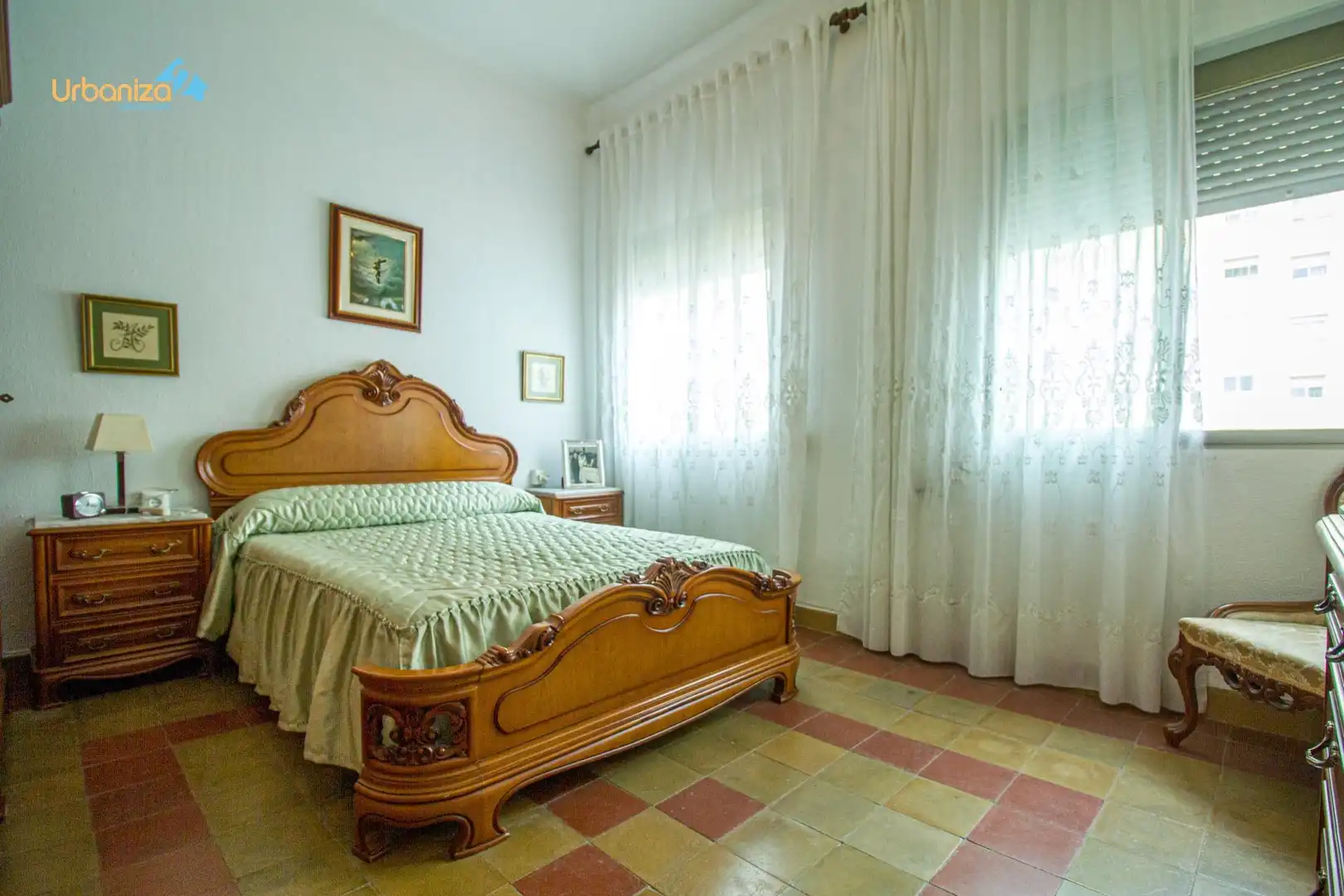 Habitación de Casa adosada en venta en Badajoz con Aire acondicionado, Jardín privado y Terraza