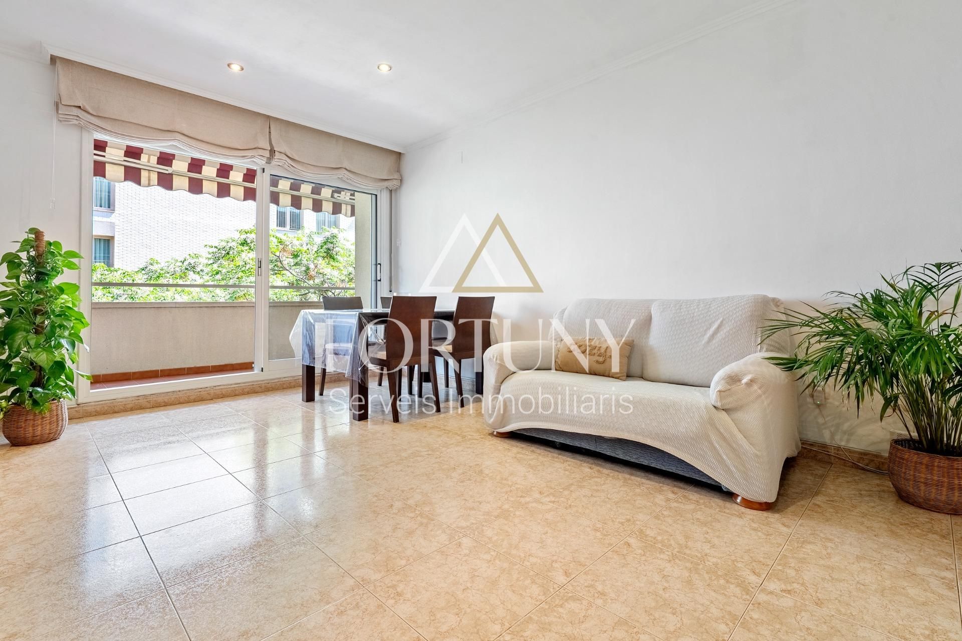 Living room of Flat for sale in Reus  with Private garden, Terrace and Balcony