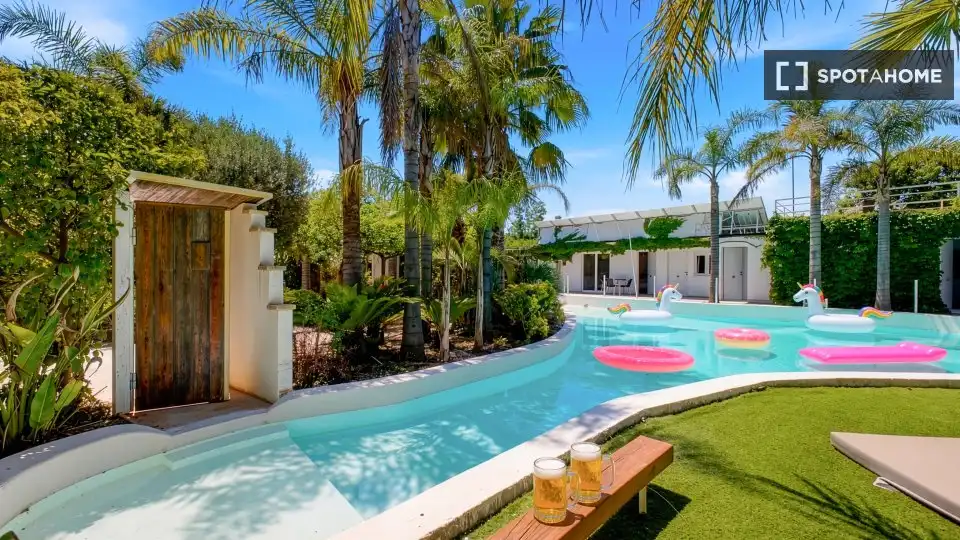 Schwimmbecken von Wohnungen zur untervermieten in Bétera mit Klimaanlage, Terrasse und Möbliert