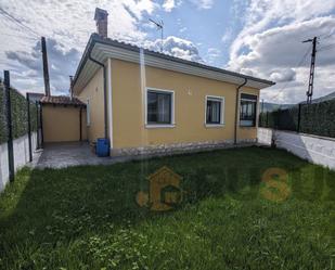 Casa o xalet de lloguer en Los Corrales de Buelna  amb Calefacció, Jardí privat i Terrassa