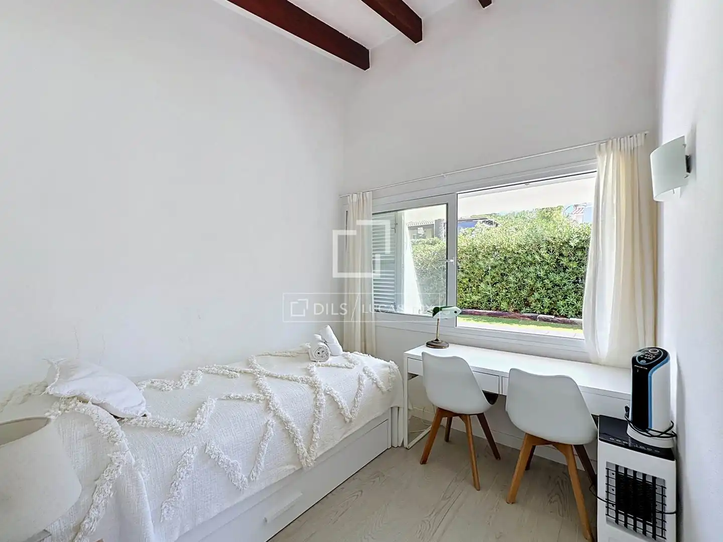 Dormitori de Casa o xalet en venda en Sant Lluís amb Aire condicionat, Calefacció i Jardí privat