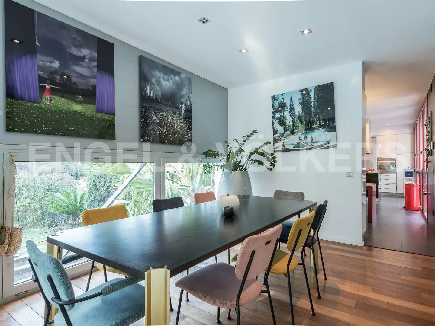 Comedor de Casa o chalet en venta en Barcelona con Aire acondicionado, Calefacción y Jardín privado