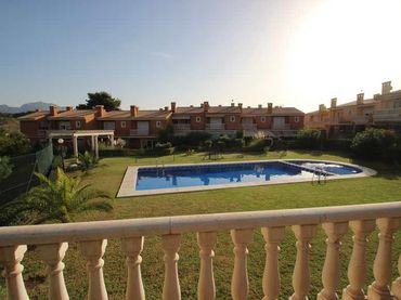 Casa a schiera con balcone in vendita a Escandinavia - Cautivador