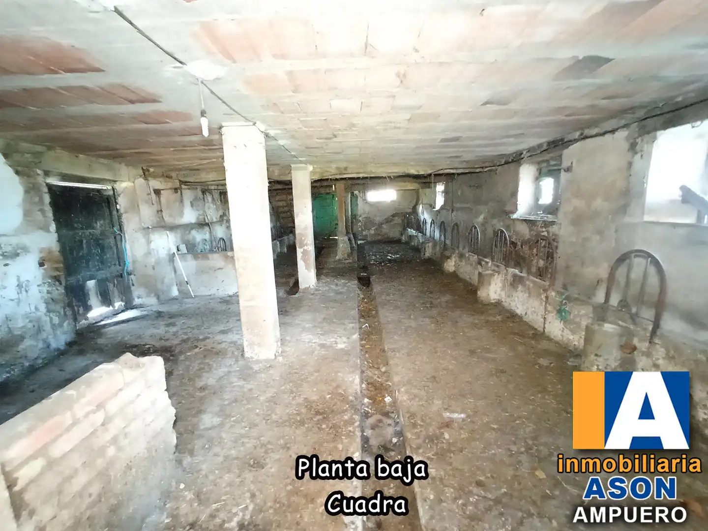 Casa o chalet en venta en Ampuero con Jardín privado, Terraza y Amueblado