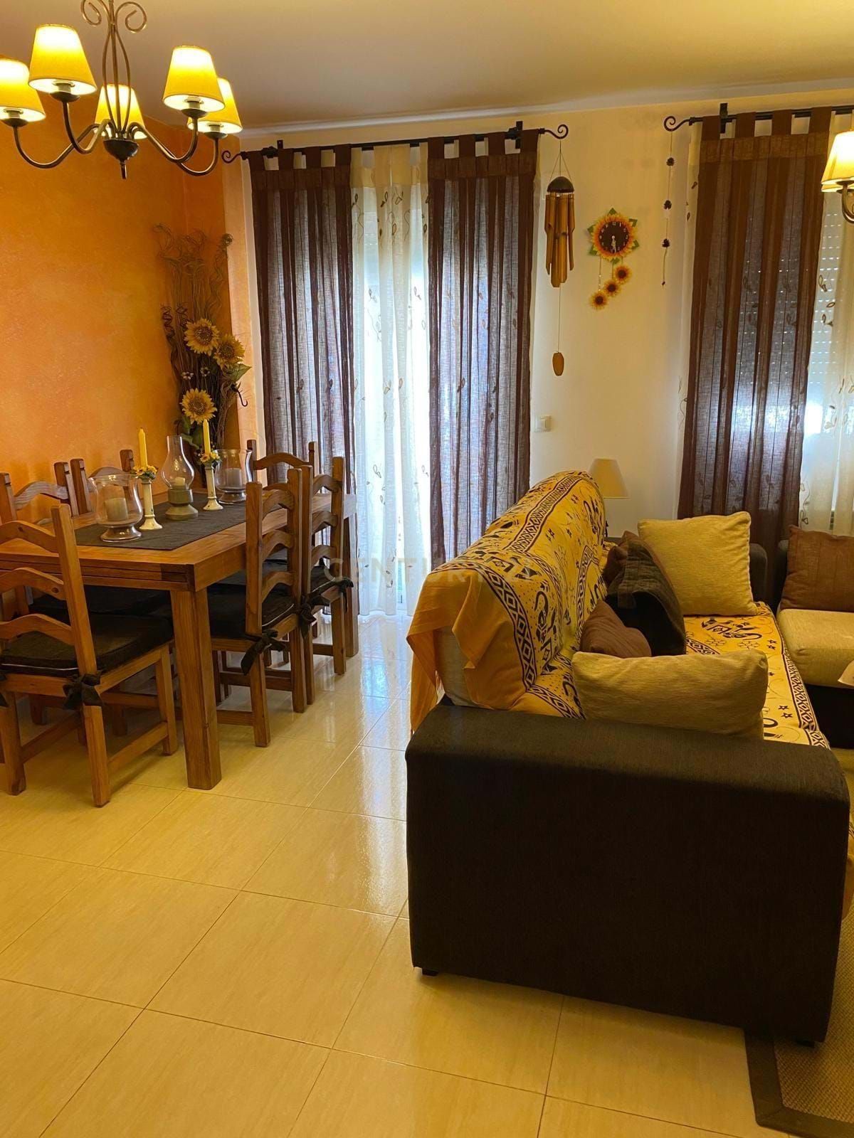 Sala de estar de Piso de alquiler en El Boalo - Cerceda – Mataelpino con Aire acondicionado y Terraza