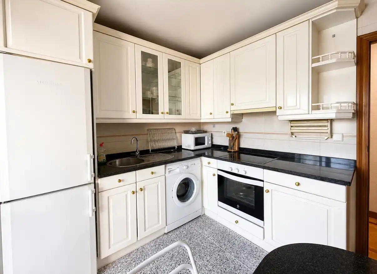 Küche von Wohnung zur Miete in  Pamplona / Iruña