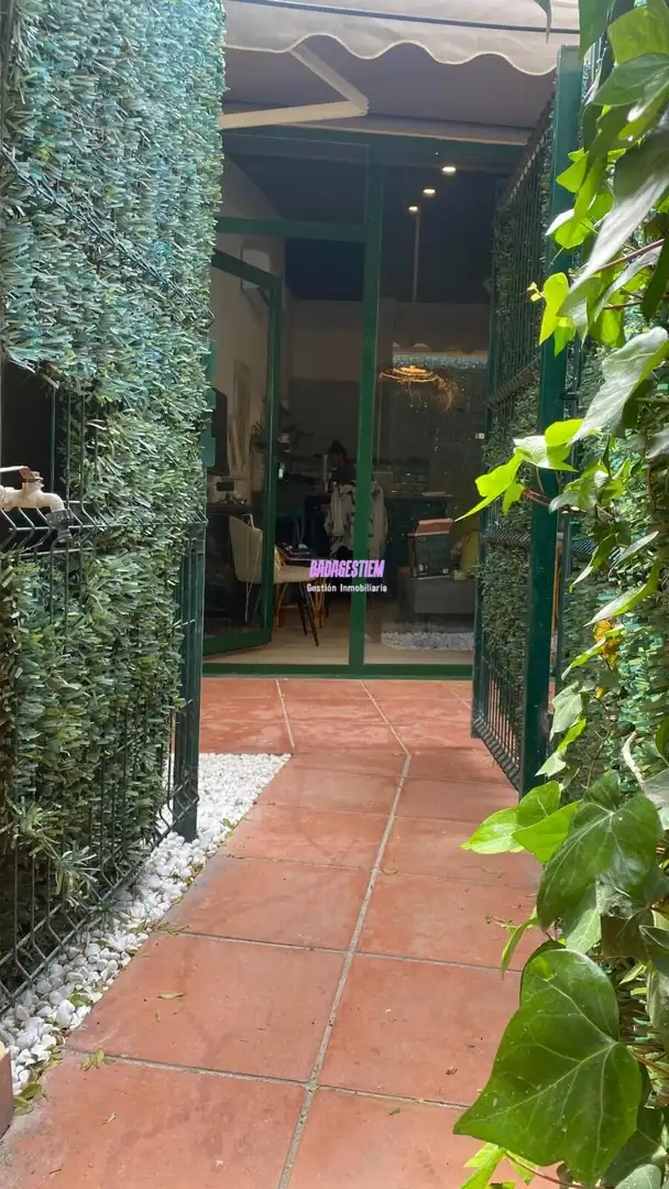 Jardín de Estudio de alquiler en Badalona con Amueblado