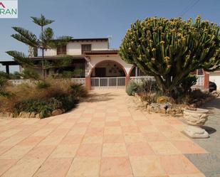 Jardí de Casa o xalet en venda en San Vicente del Raspeig / Sant Vicent del Raspeig amb Aire condicionat, Terrassa i Piscina