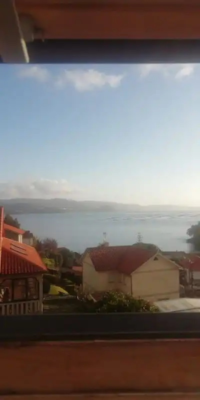 Vista exterior de Casa o xalet en venda en Poio amb Aire condicionat, Calefacció i Jardí privat
