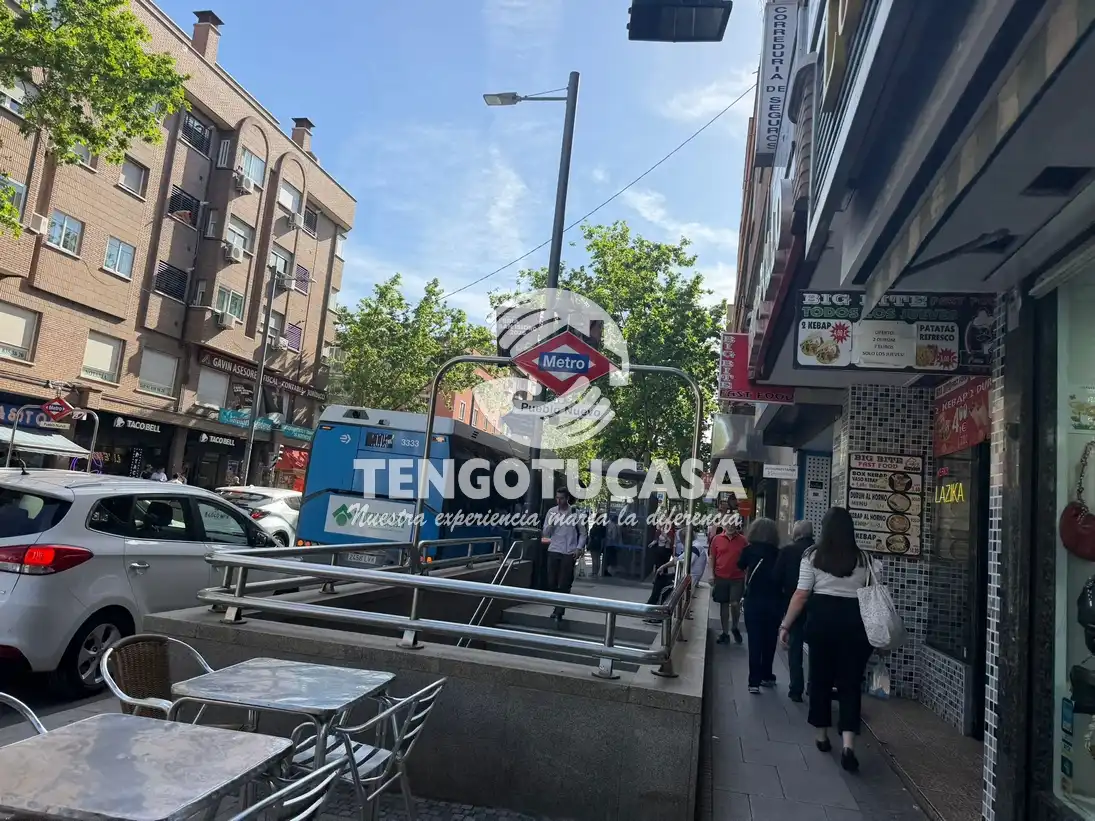 Vista exterior de Pis de lloguer en Madrid amb Calefacció, Forn i Rentadora