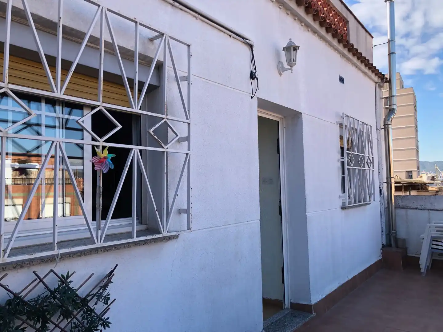 Exterior view of Houses for sale in Santa Coloma de Gramenet  with Private garden, Terrace and Storage room