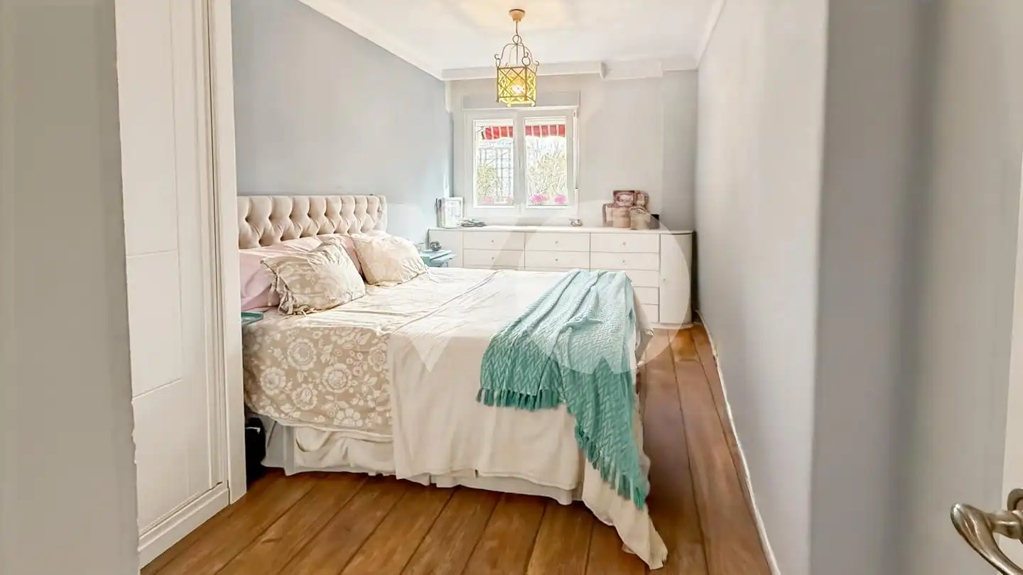 Habitación de Piso en venta en Madrid con Aire acondicionado, Calefacción y Jardín privado