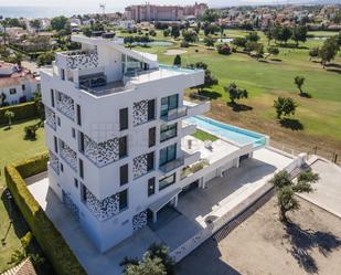 Exterior view of Flat to rent in Oliva  with Air Conditioner and Swimming Pool