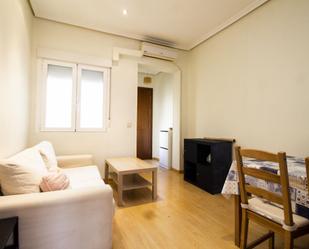 Living room of Apartment to rent in  Madrid Capital  with Air Conditioner