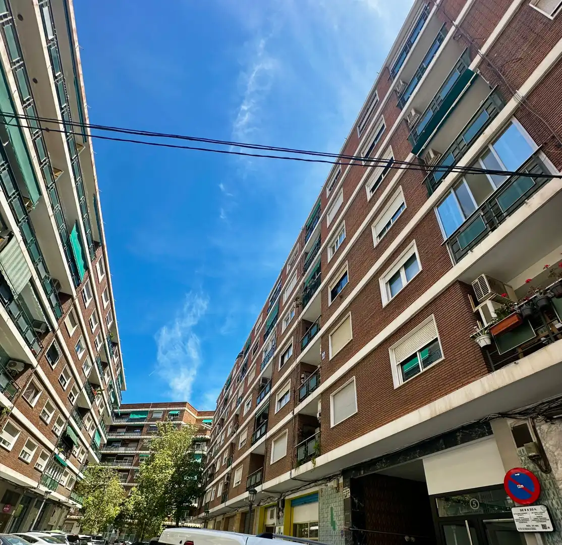 Flat with terrace for sale in Carrer de Godofred Ros, imagen 21