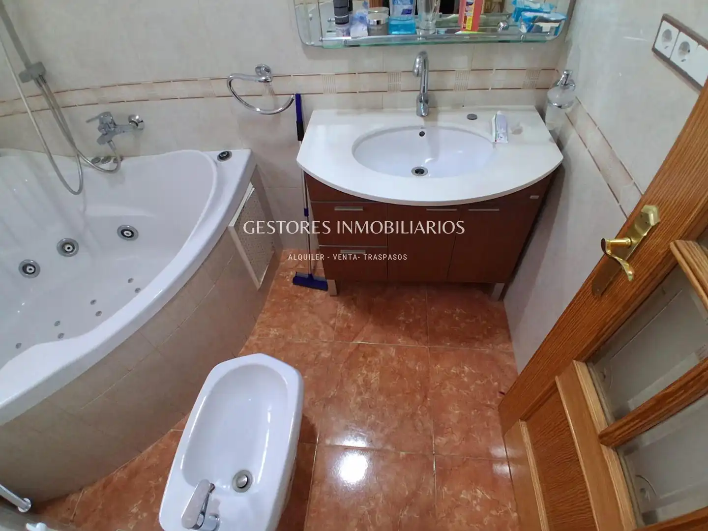 Baño de Ático en venta en Alcoy / Alcoi con Aire acondicionado y Amueblado