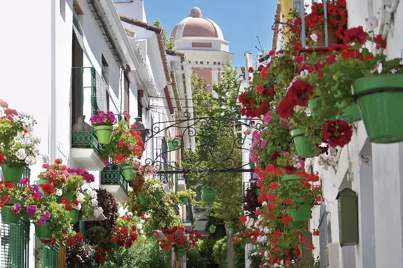 Exterior view of Apartments for sale in Estepona  with Air Conditioner, Heating and Terrace