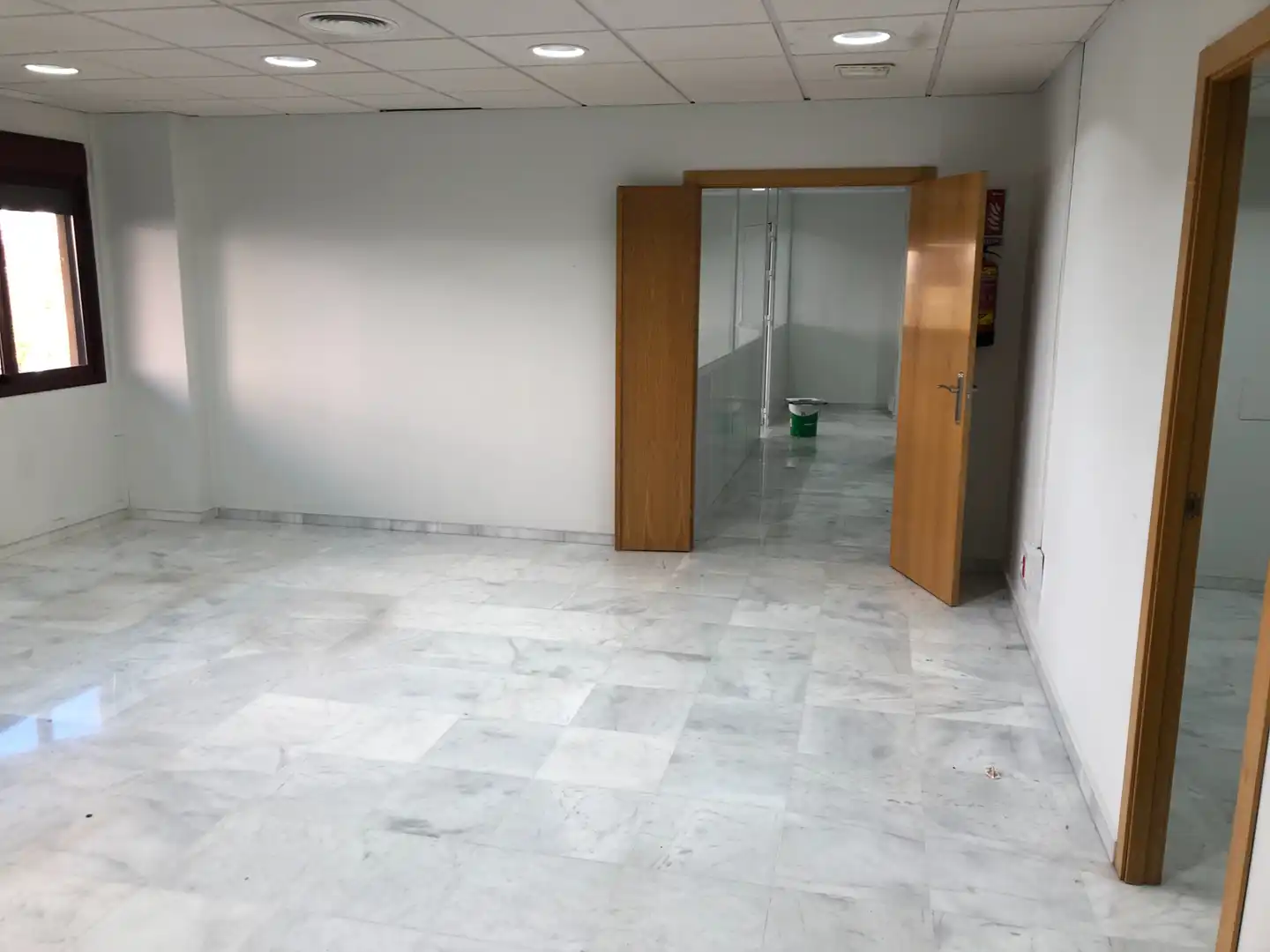Office for sale in Jaén  with Air Conditioner and Furnished