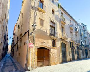 Vista exterior de Edifici en venda en  Tarragona Capital