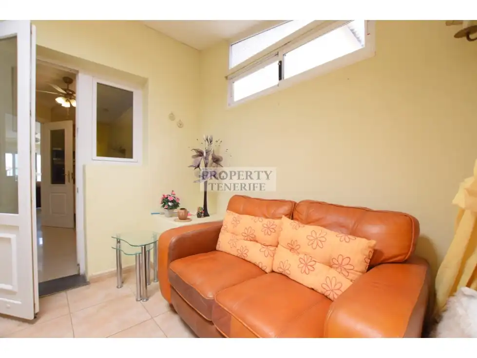 Living room of Houses for sale in Arona  with Furnished