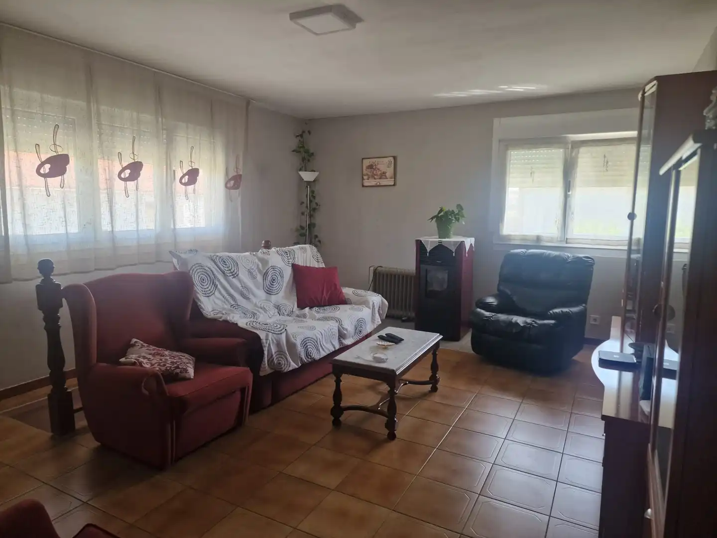 Wohnzimmer von Haus oder Chalet zum Verkauf in Boimorto mit Heizung, Privatgarten und Terrasse