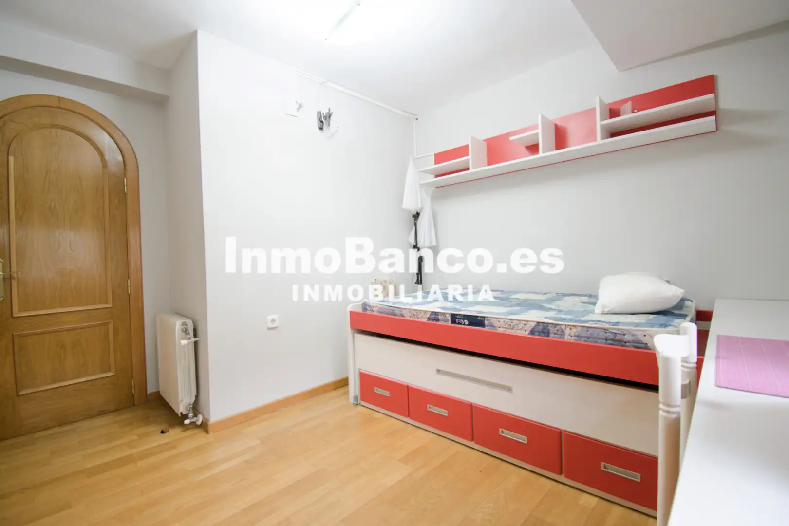 Dormitori de Casa o xalet en venda en Torrent amb Aire condicionat, Calefacció i Jardí privat