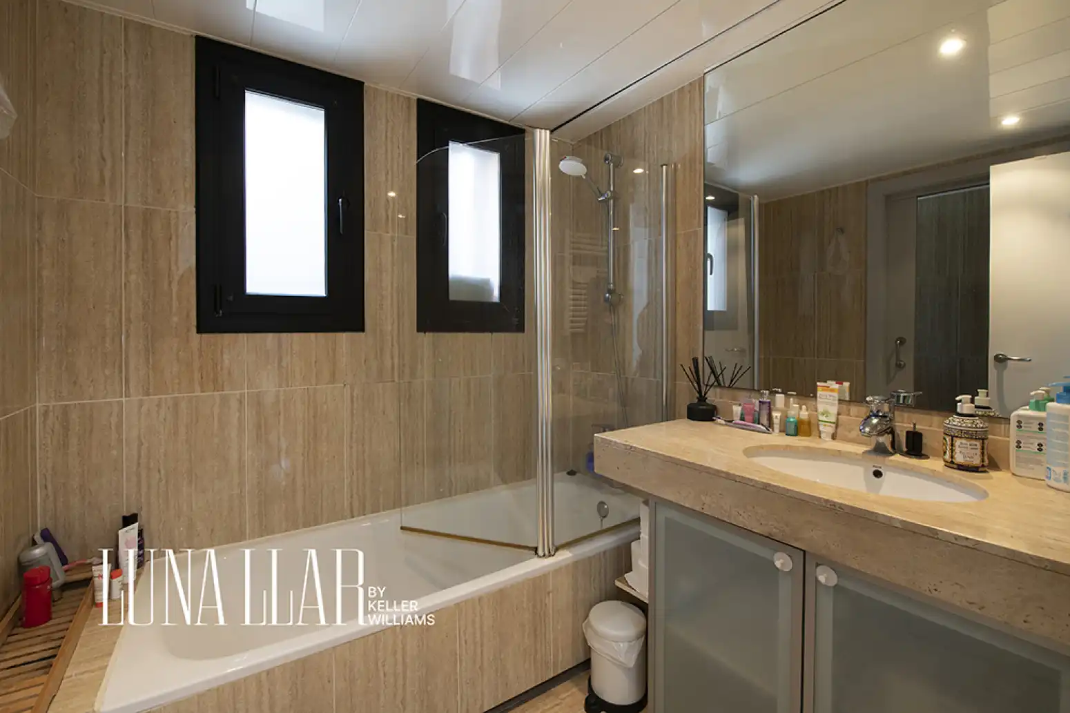 Badezimmer von Haus oder Chalet zur Miete in Sitges mit Klimaanlage, Terrasse und Möbliert