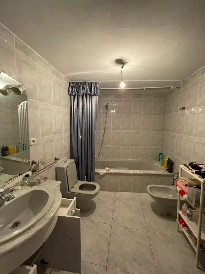 Bany de Casa o xalet en venda en Narón amb Calefacció, Jardí privat i Terrassa