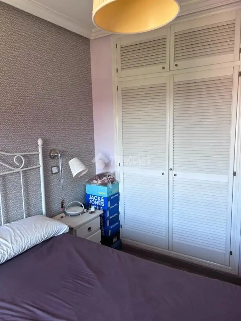 Bedroom of Flat for sale in Valdemoro  with Air Conditioner, Heating and Community pool