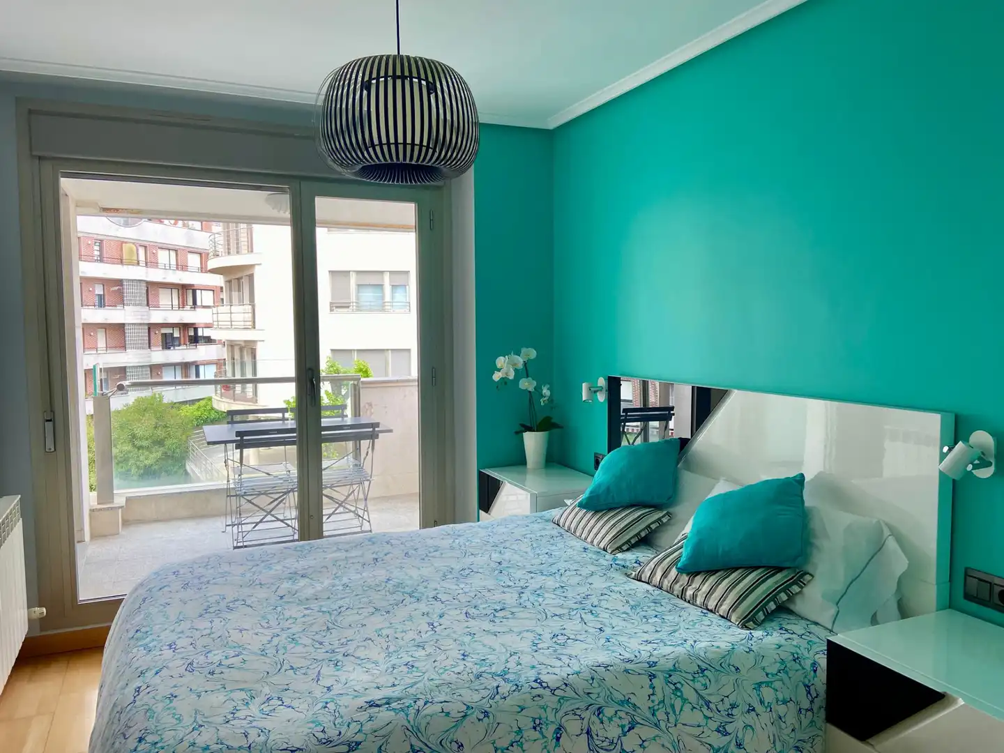 Habitación de Piso de alquiler en Castro-Urdiales con Calefacción, Terraza y Amueblado