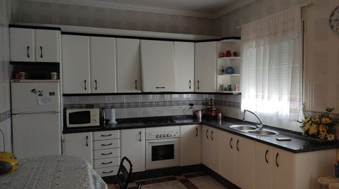 Foto 2 de Casa o chalet en venta en Calle Los Remedios, Burguillos del Cerro, Badajoz
