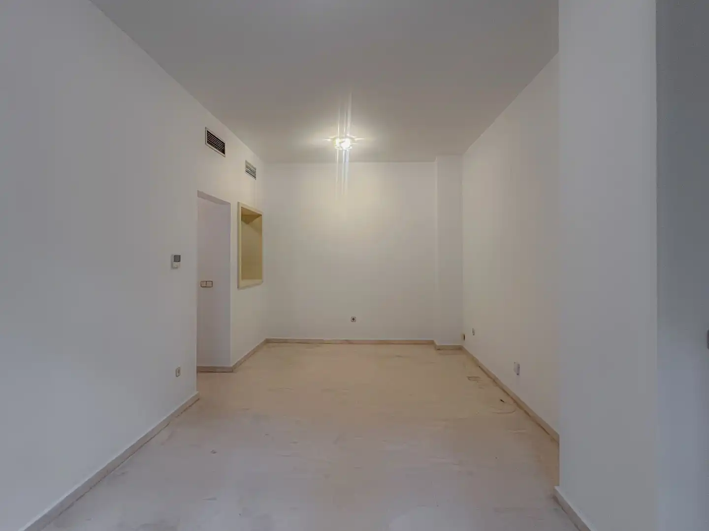 Wohnung zur Miete in Sevilla mit Klimaanlage und Heizung