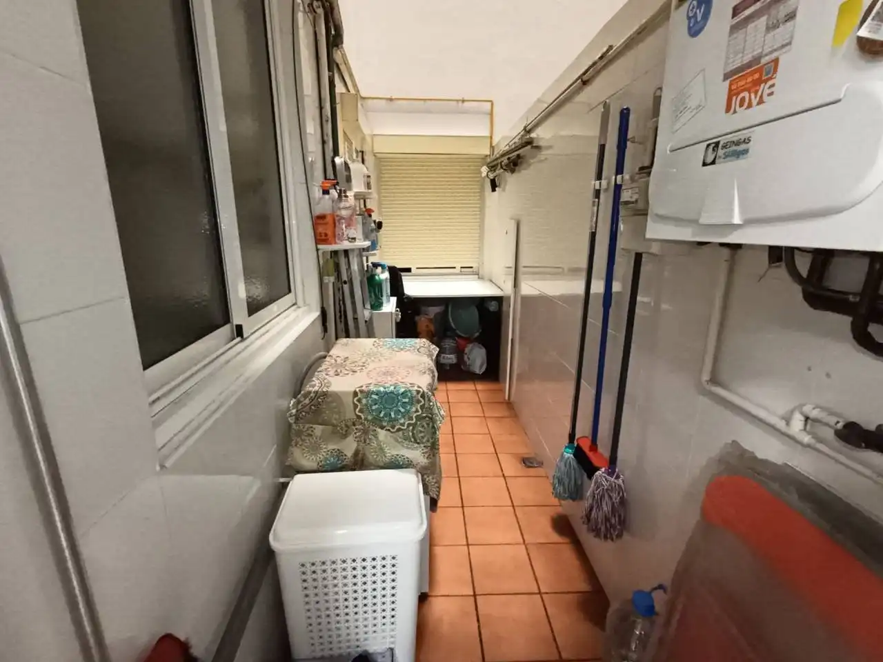 Piso en venta en Esplugues de Llobregat con Terraza y Balcón