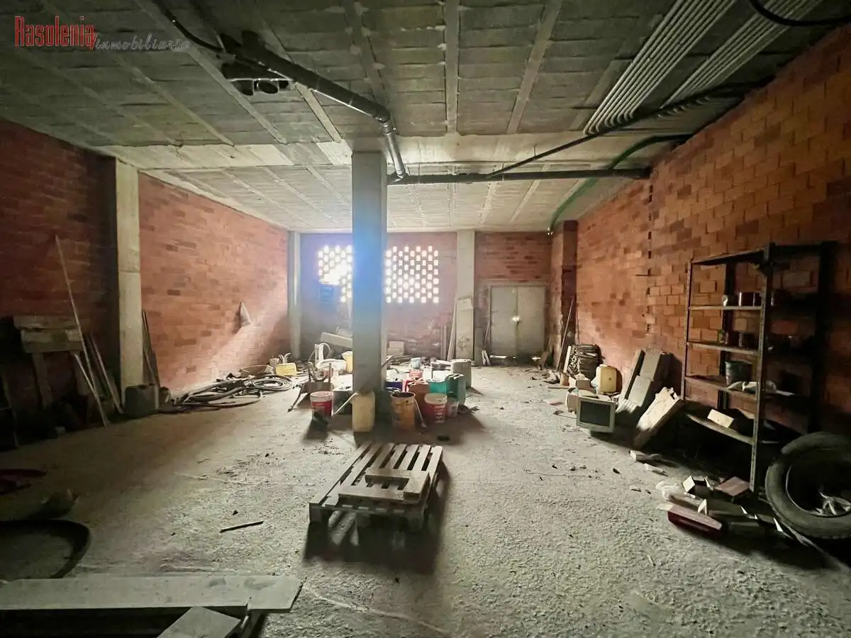 Business premises for sale in Piñeiral 15, imagen 3