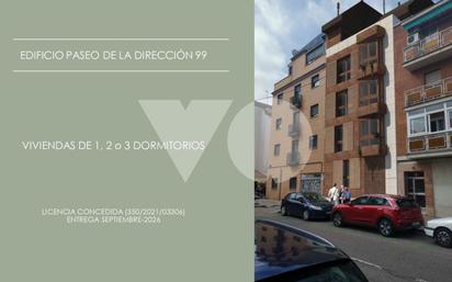Exterior view of Attic for sale in  Madrid Capital  with Heating, Terrace and Storage room