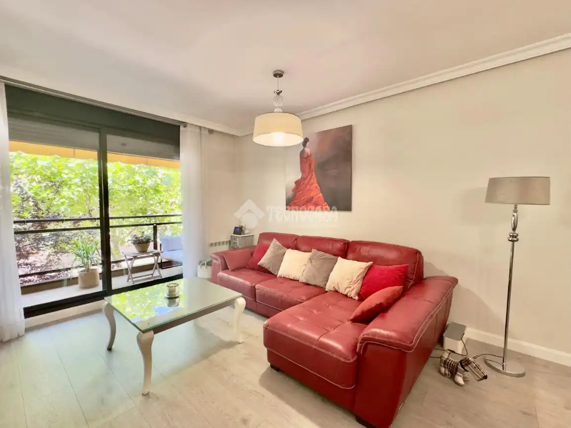 Sala de estar de Piso en venta en Las Rozas de Madrid con Aire acondicionado, Calefacción y Terraza